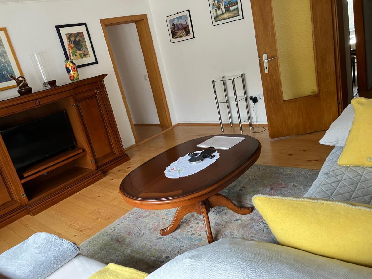 Ferienwohnung Im Gruenen Mit Balkon Herdecke Bagian luar foto