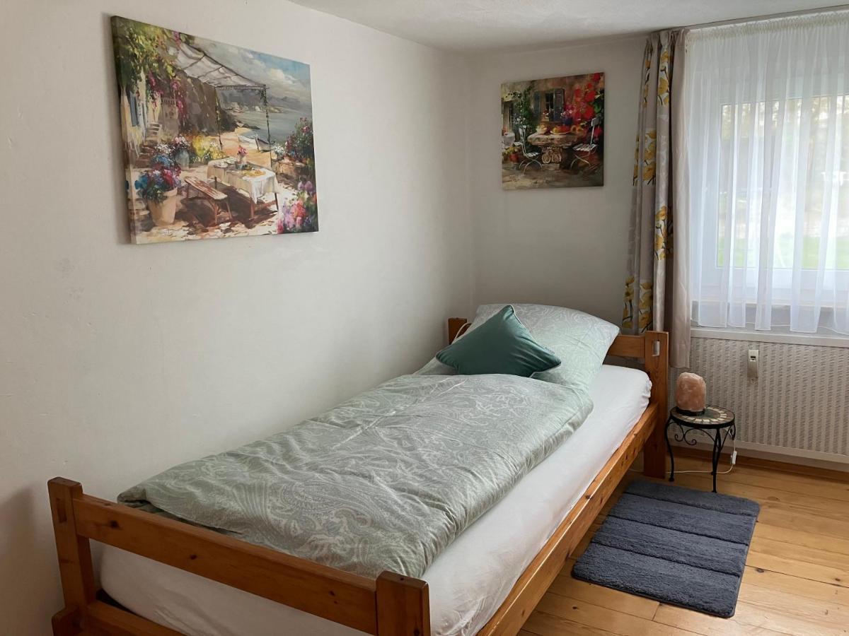 Ferienwohnung Im Gruenen Mit Balkon Herdecke Bagian luar foto